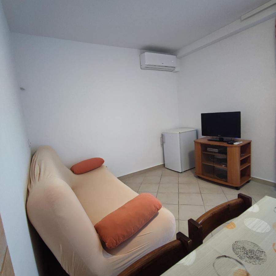 Apartmani Olivera 2 Supetarska Draga Luaran gambar