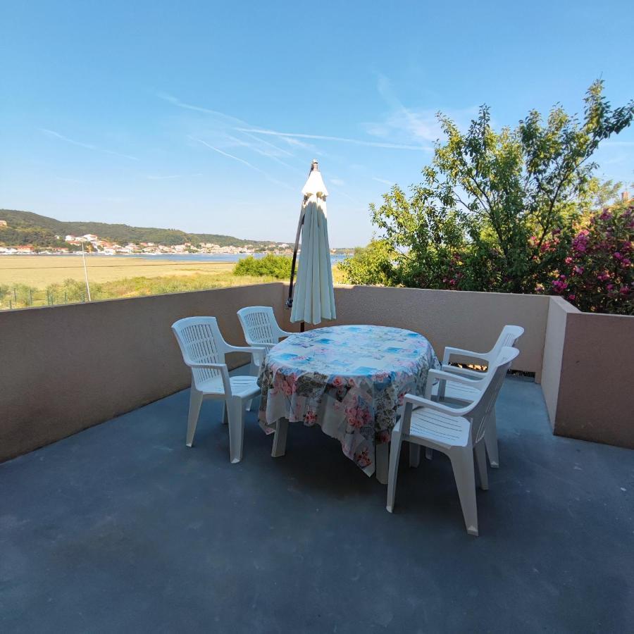 Apartmani Olivera 2 Supetarska Draga Luaran gambar