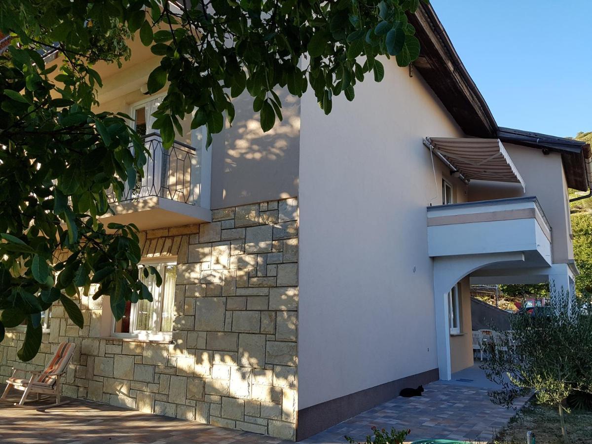 Apartmani Olivera 2 Supetarska Draga Luaran gambar